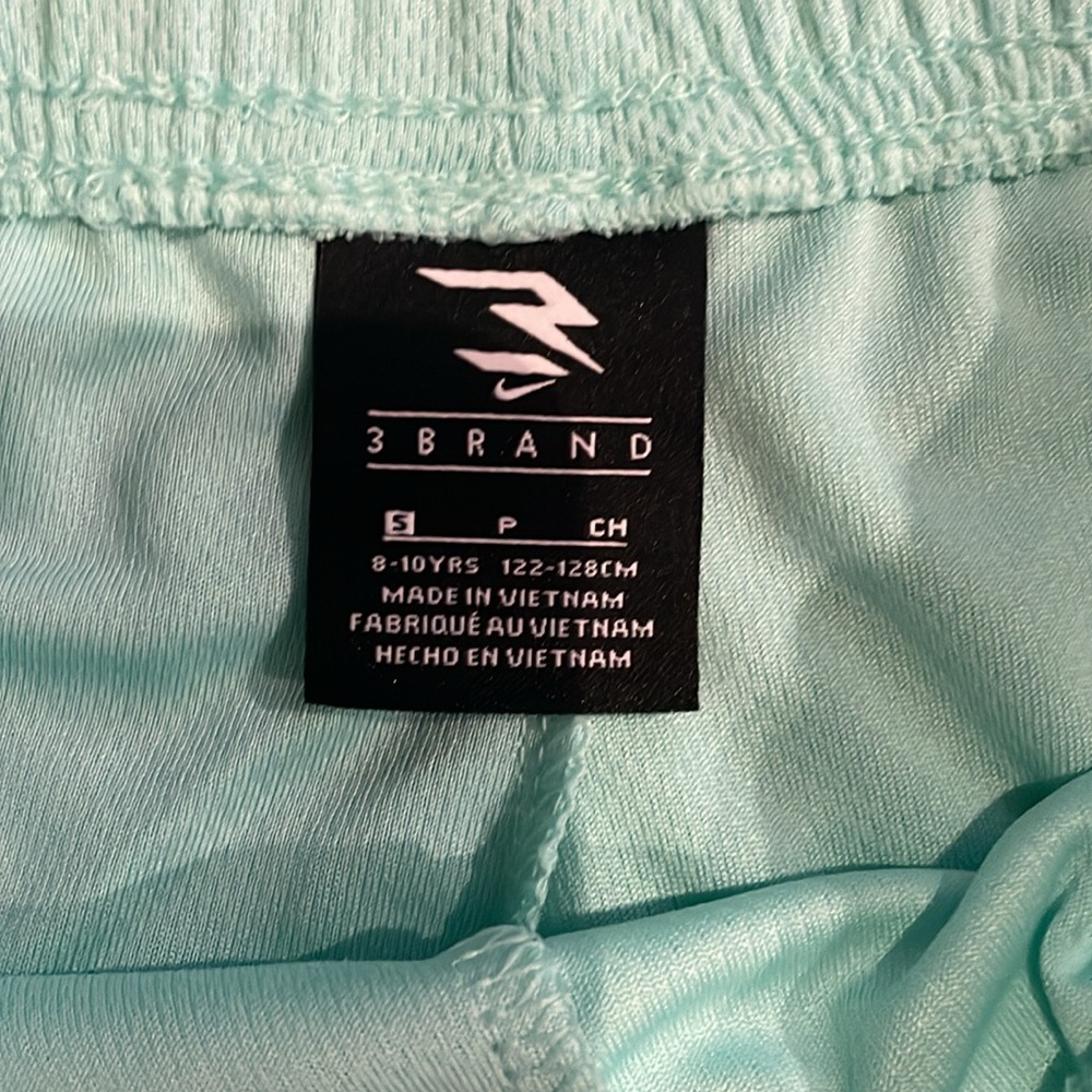 NEW! NIKE RUSSELL WILSON 3BRAND 2-PIECE SHORTS AND T-SHIRT SET. SIZE SMALL. - Picture 5 of 10